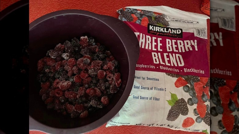 Kirkland frozen berry blend