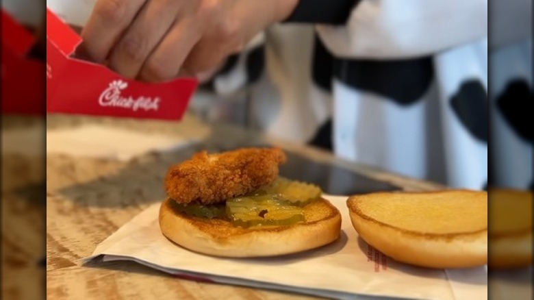 A DIY Chick-fil-A sandwich 