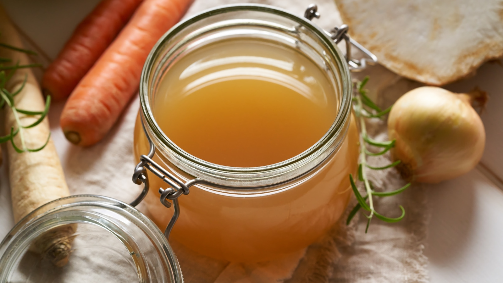 The Good Dish Revealed How Bone Broth Can Improve Your Skin
