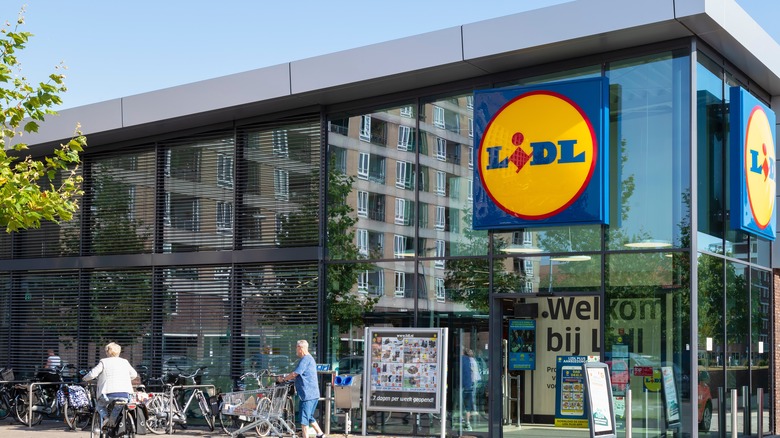 The Grocery Store That's Even Cheaper Than Aldi (In The UK)