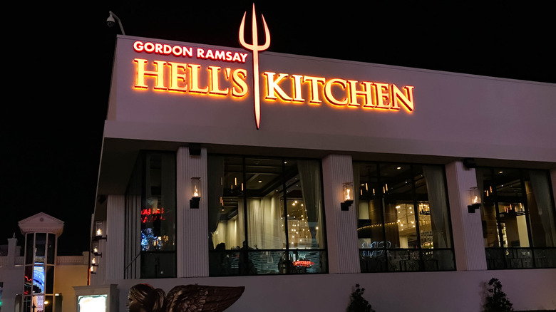 exterior of hell's kitchen restaurant