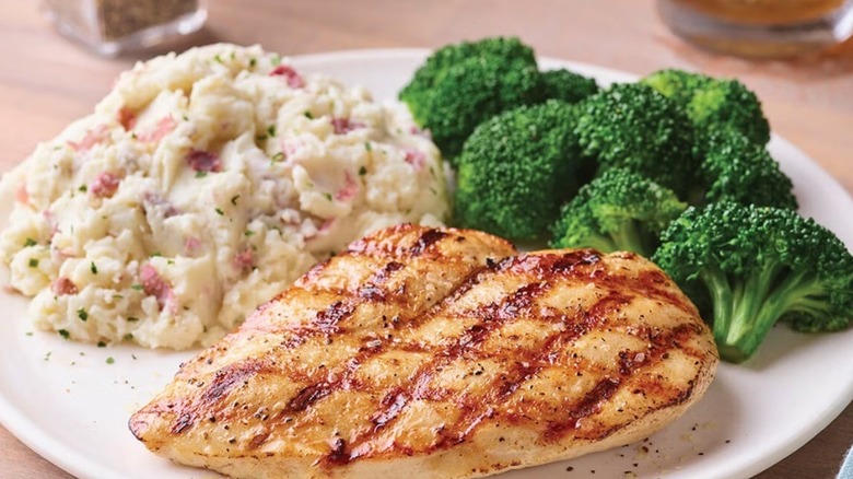 Applebees grilled chicken breasts