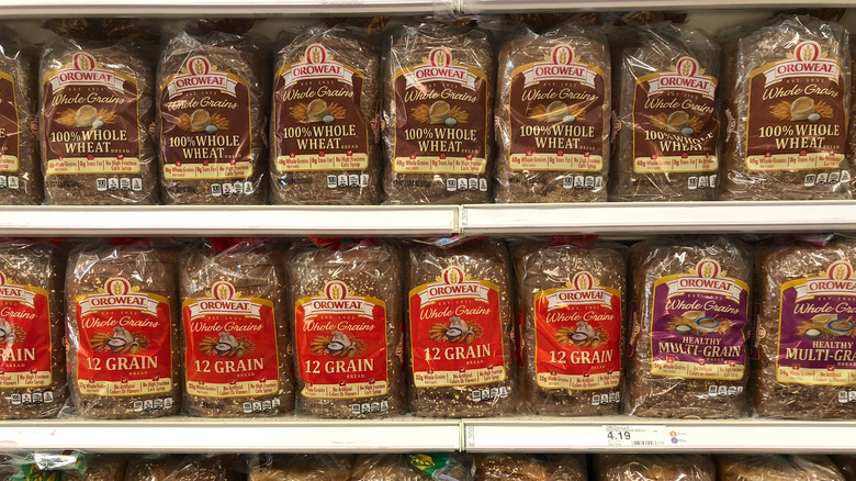 loaves of oroweat in store