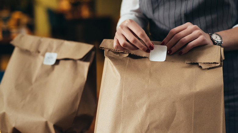 Restaurant to-go bags