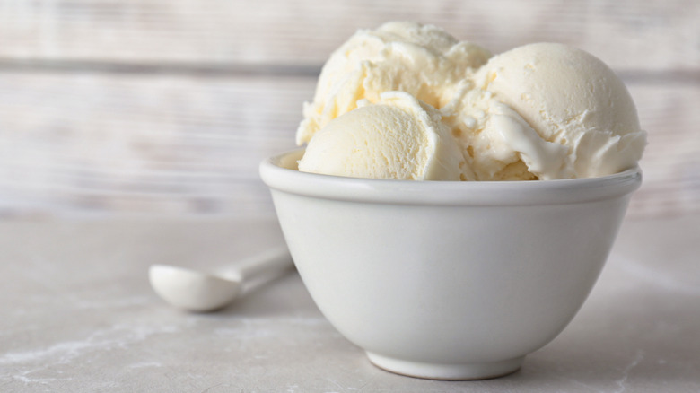 vanilla ice cream in bowl