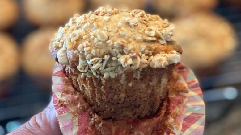 Banana crunch muffin