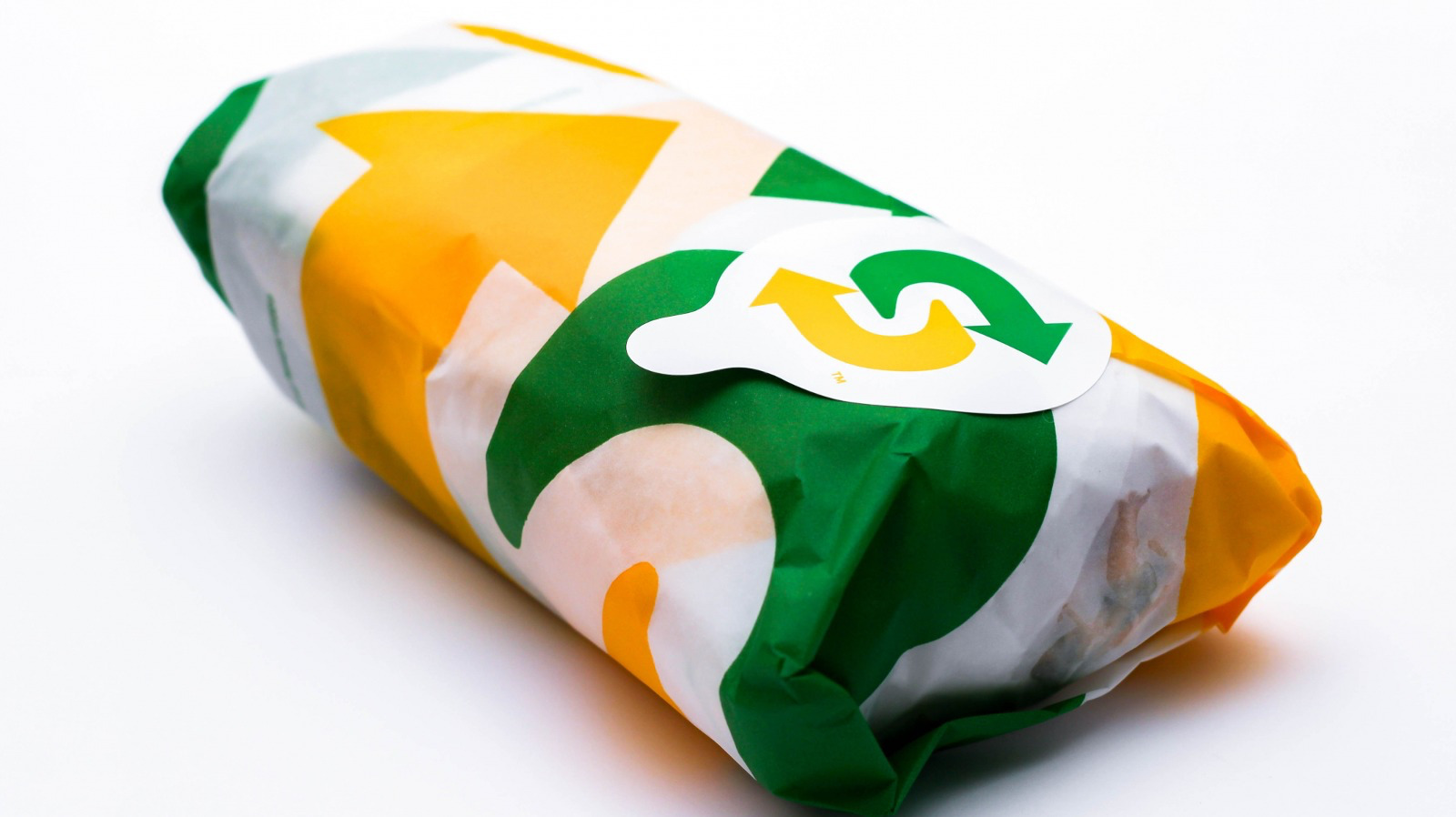 the-incredible-collection-of-ingredients-found-inside-subway-s-footlong-bmt