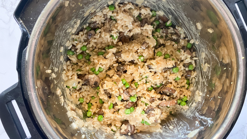 rice and peas added to Instant Pot