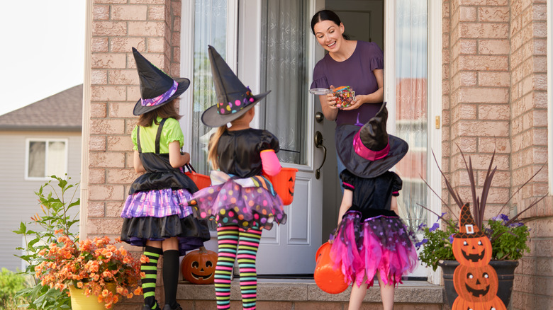 Kid trick-or-treating on Halloween