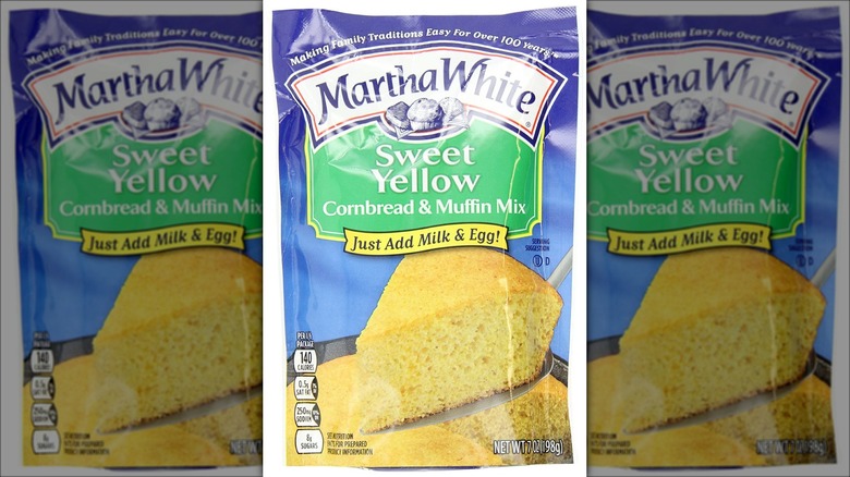 Martha White cornbread mix bag