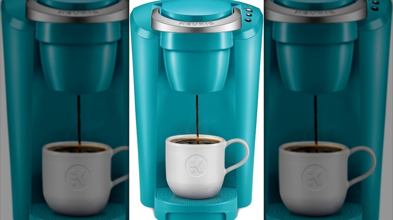 Keurig K-Compact in turquoise