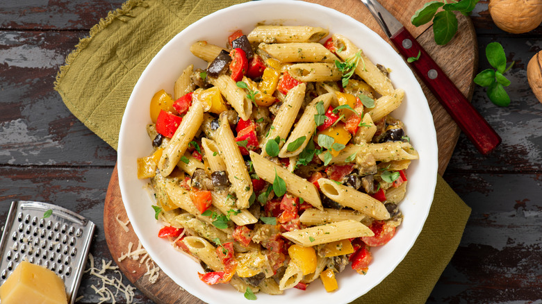 Pasta salad with roasted vegetables