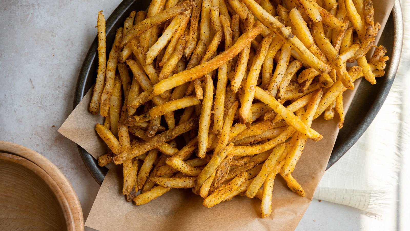 The Key To Making Wingstop-style Fries Is All In The Seasoning