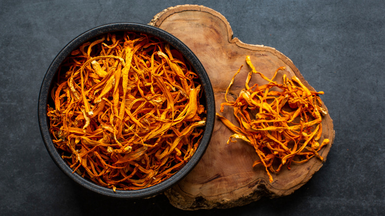 Cordyceps in a kitchen bowl