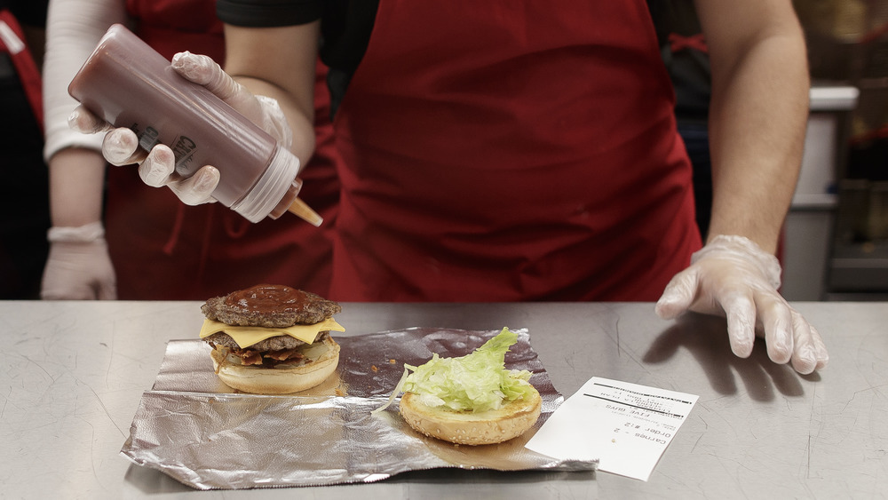 toppings on Five Guys burgers