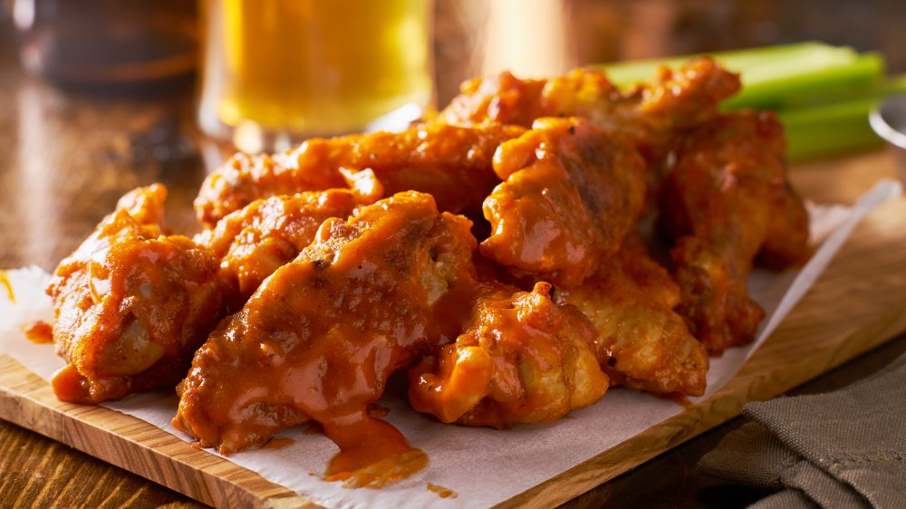 famous food chicken wings