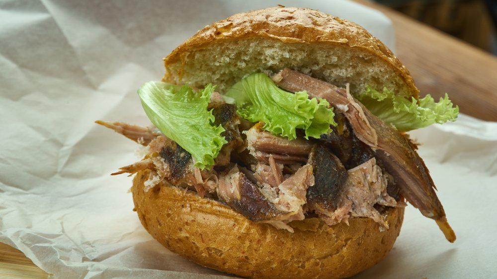 famous food pulled pork