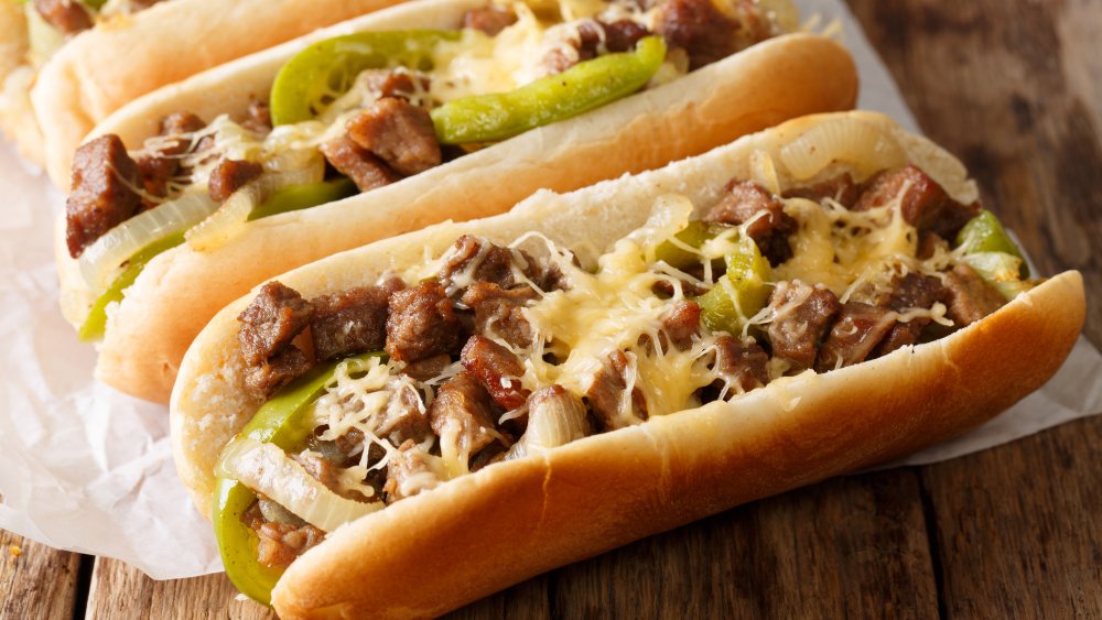 famous food philly cheesesteak