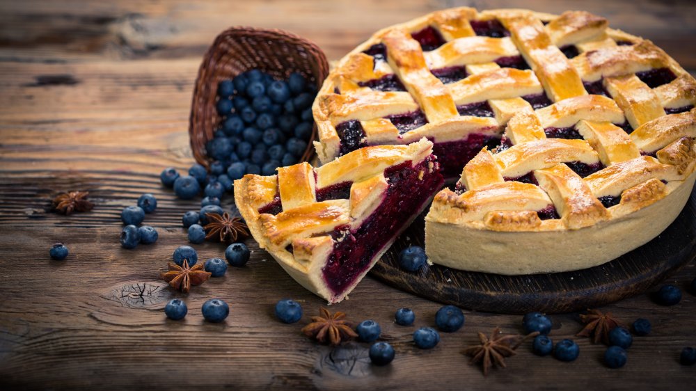 Huckleberry pie