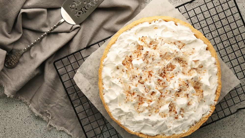 Coconut cream pie