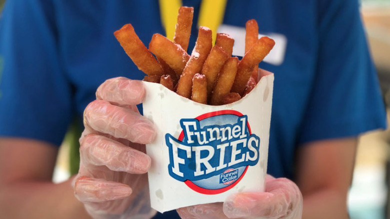 cedar point sandusky ohio funnel cake fries