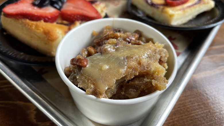 silver dollar city cinnamon bread pudding