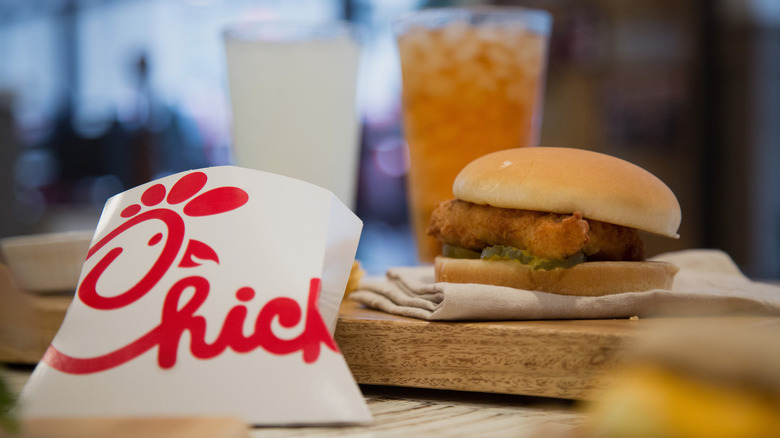 chick-fil-a sandwich