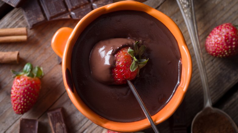 Chocolate fondue