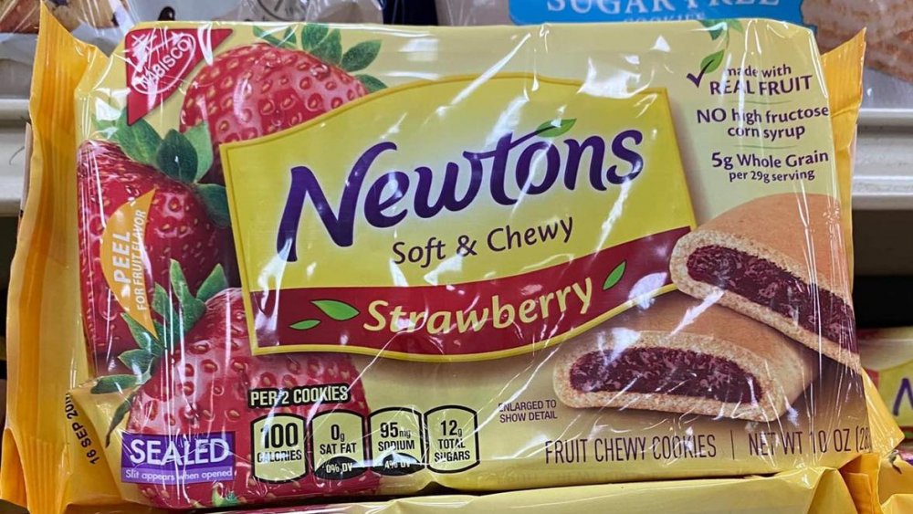 Strawberry Newtons, a grocery store cookie