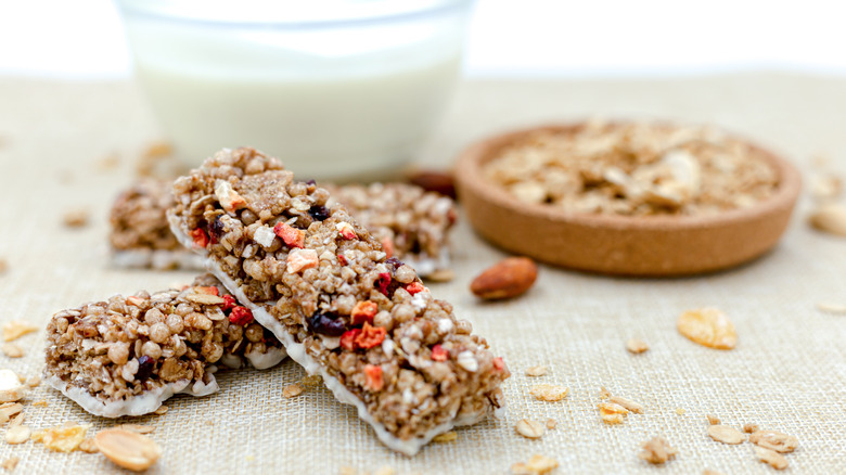 granola bars