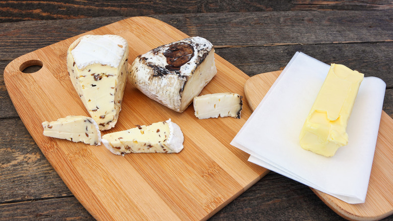 mushroom Brie on cutting board