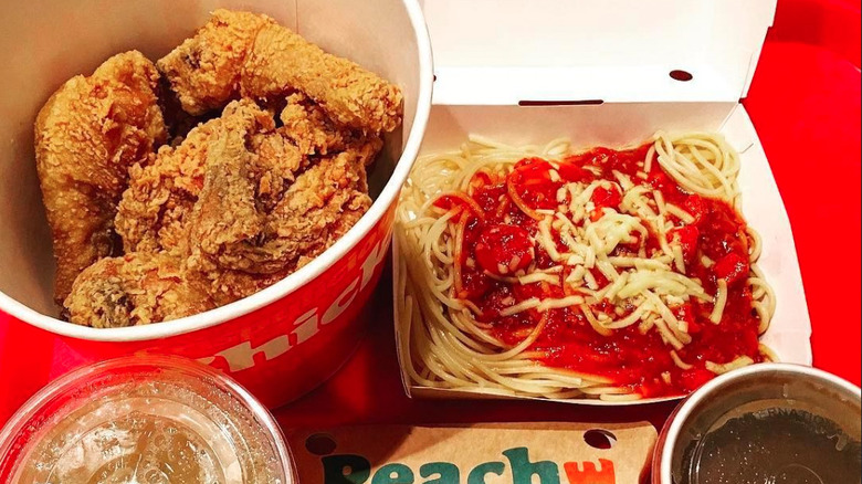 Fried chicken bucket with spaghetti