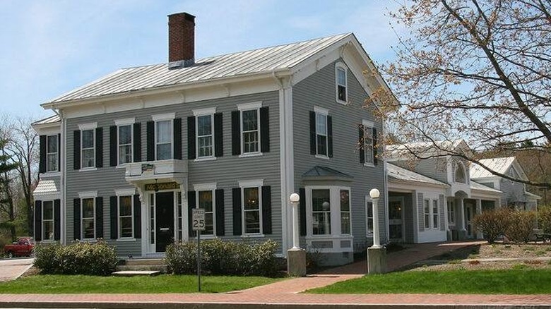 mansion mcdonalds in freeport, maine