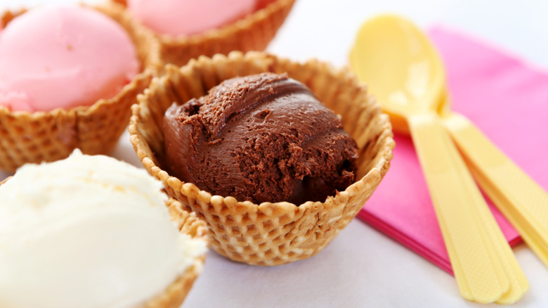 Ice cream in cone bowls