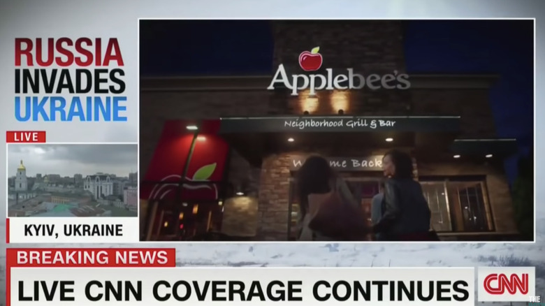 Applebee's commercial during CNN wartime coverage