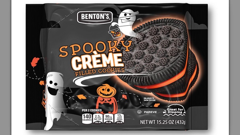 spooky creme sandwich cookies