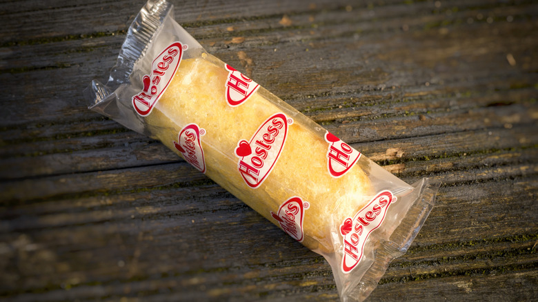 A wrapped Twinkie