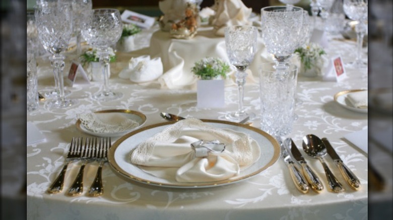 Formal place setting