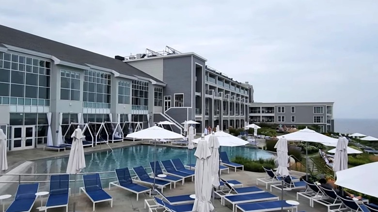 Cliff House pool area