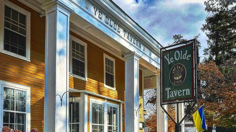 Ye Olde Tavern