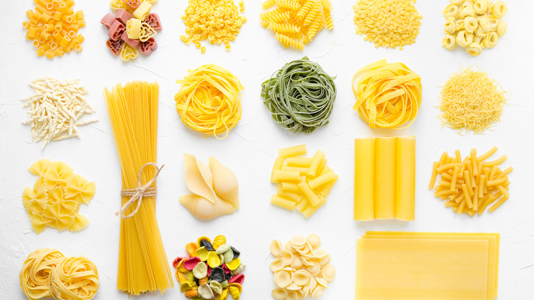 varieties of pasta shapes