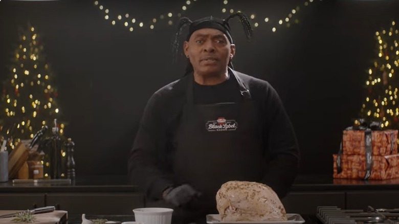 Coolio cooking a turkey