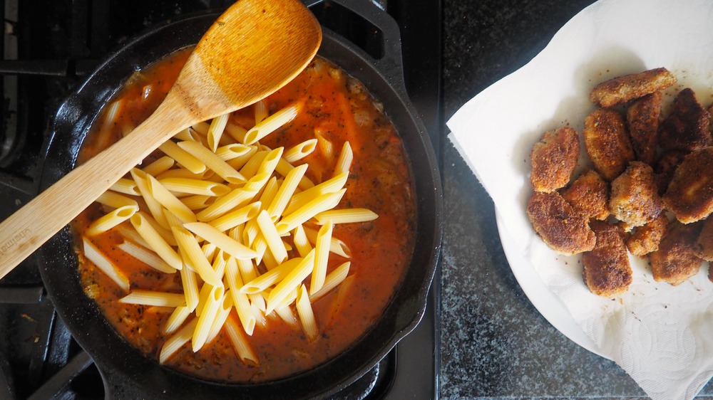 how to pan fry chicken for one-pot chicken Parm pasta