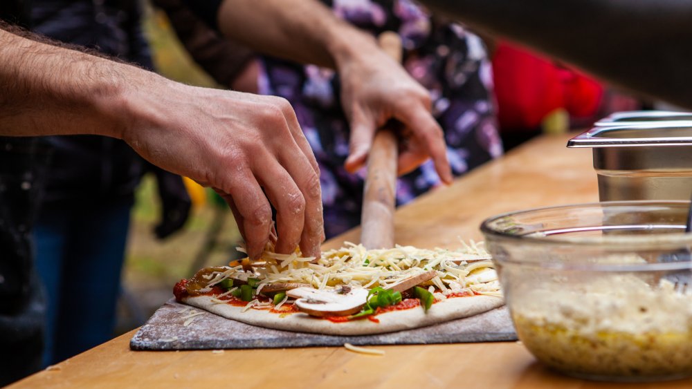 pizza peel