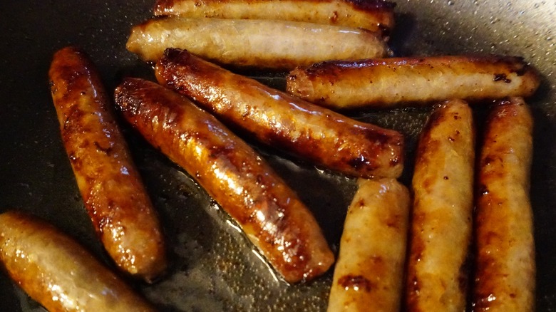 Breakfast sausages in skillet