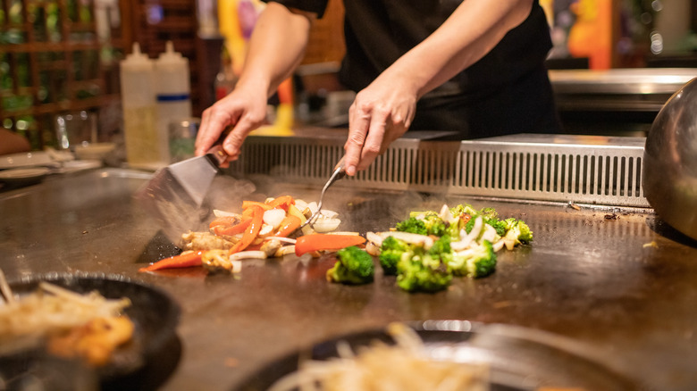 teppanyaki cooking