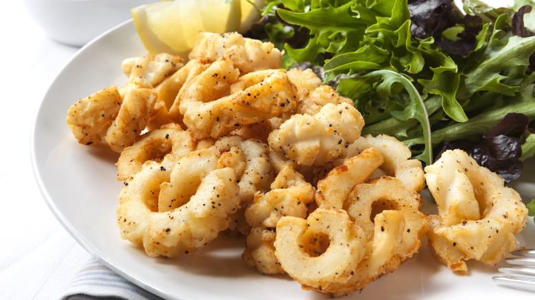 Salt and pepper calamari