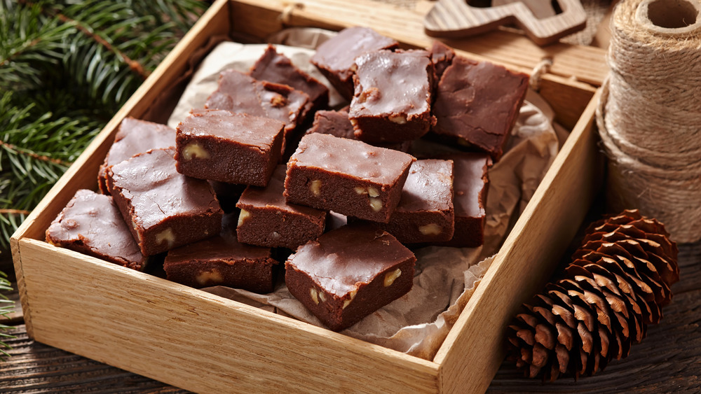 The Pioneer Womans Christmas Fudge Recipe Uses Only 2 Ingredients