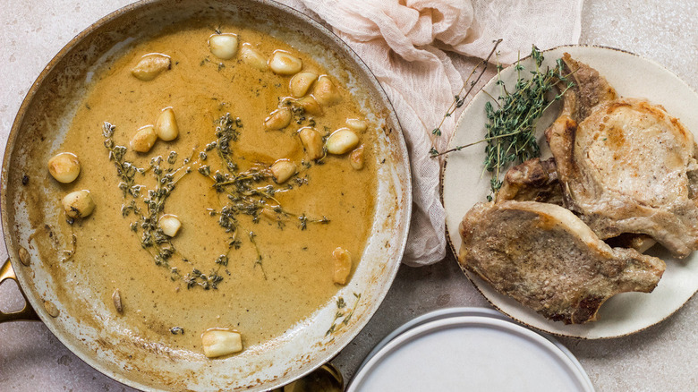 pan sauce with pork chops