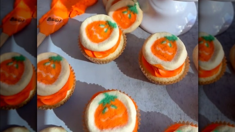 pumpkin sugar cookie cupcakes